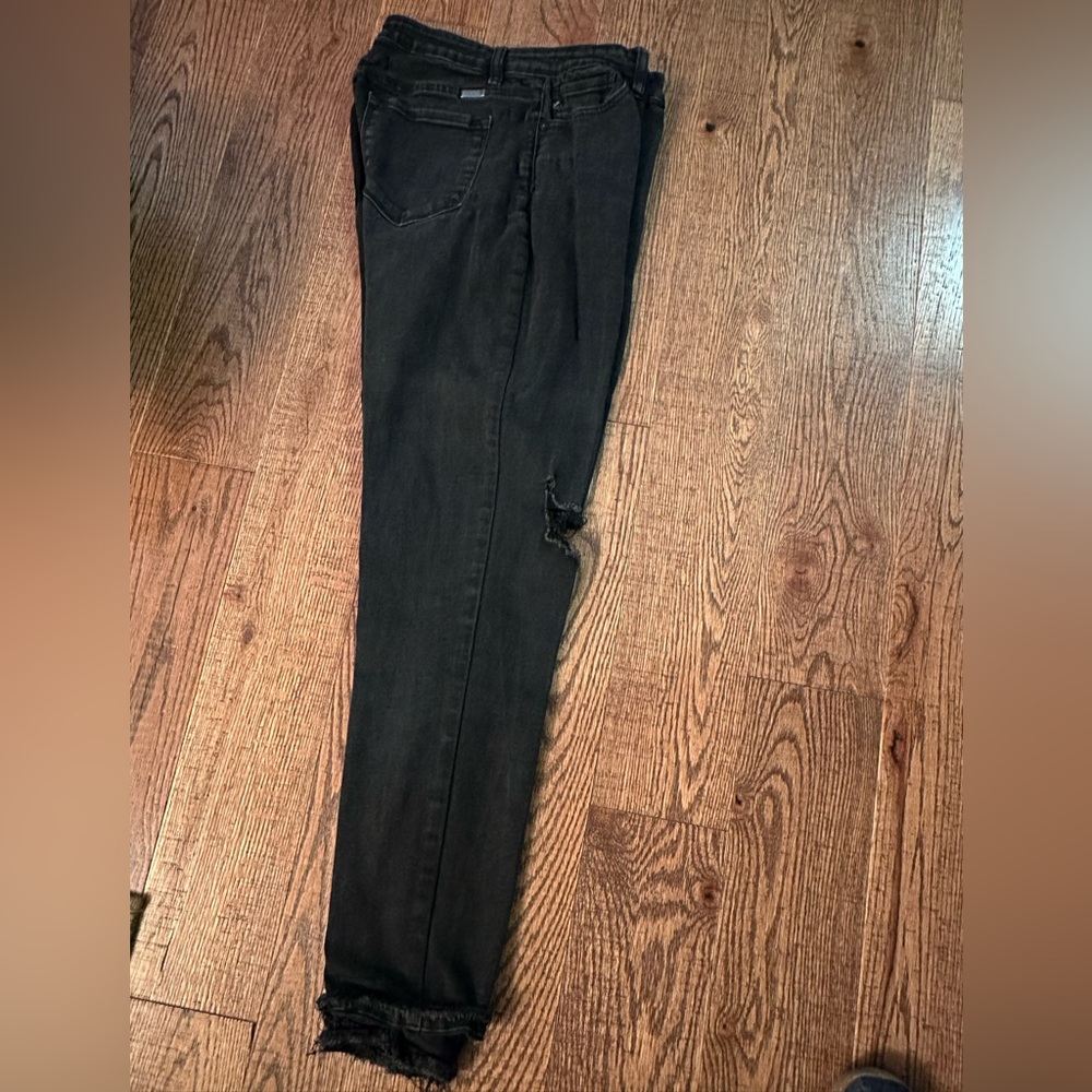 KanCan Black Stretch Skinny Jeans with Subtle Distressing
